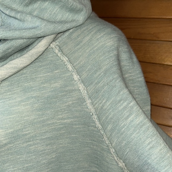 Free People Beach Boho Cowl Neck Top Size Medium/Large - Picture 5 of 10